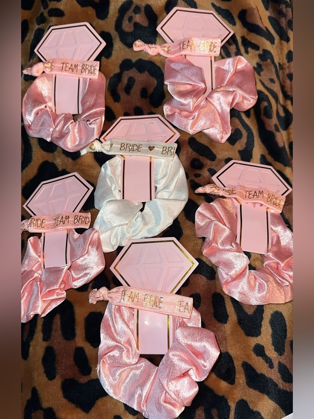 Bridesmaids Team Bride/Bride Hair Ties & Matching Scrunchies Pink & White NEW